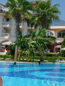фото Larissa Sultans Beach