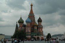 как печально что нет фотографий москвы.