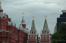 как печально что нет фотографий москвы.