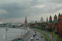 как печально что нет фотографий москвы.