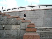 как печально что нет фотографий москвы.