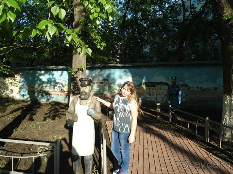 как печально что нет фотографий москвы.