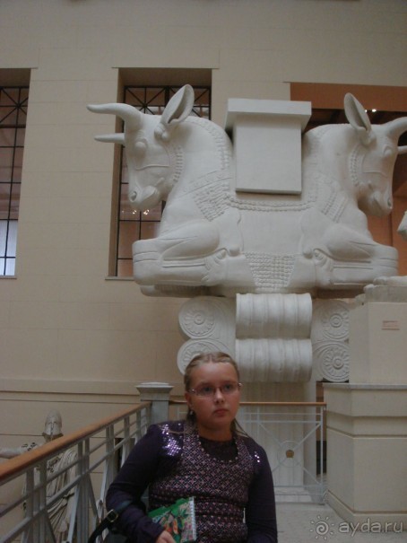 как печально что нет фотографий москвы.