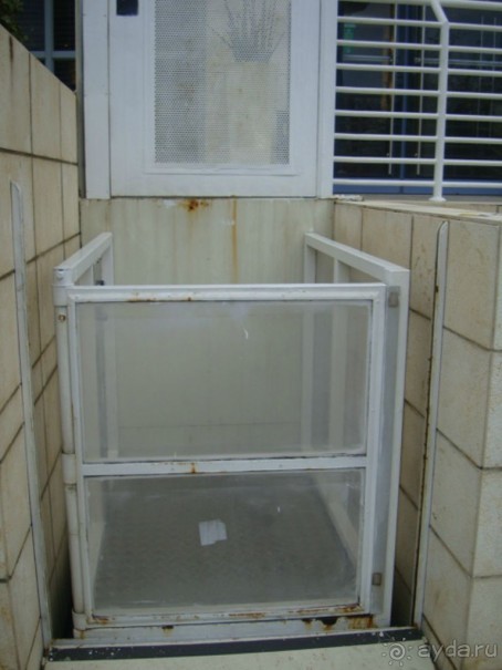 Все продумано, в т.ч. и для людей с ограниченными возможностями