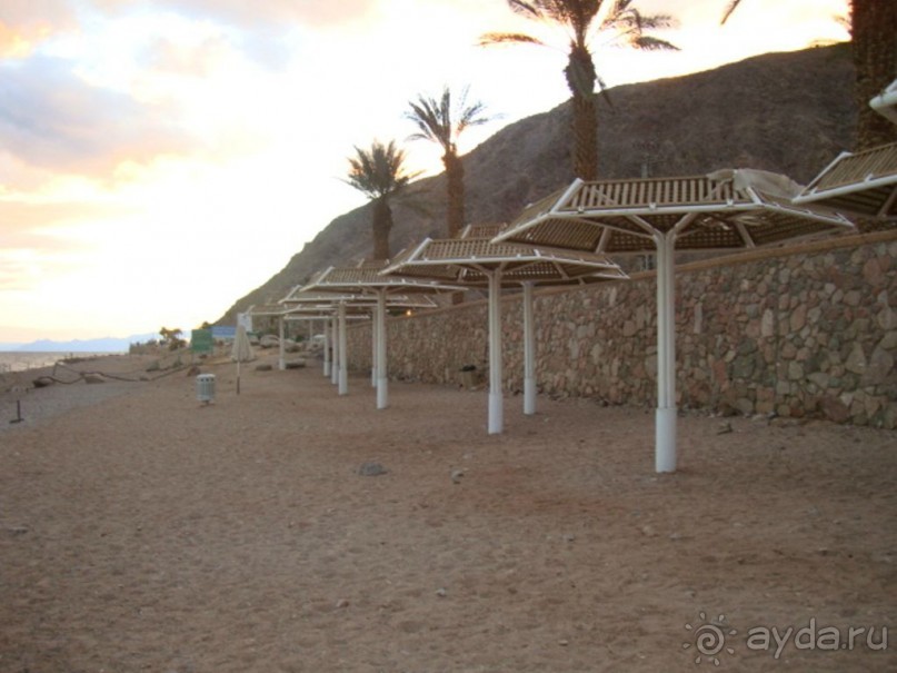 Пляж перед отелем PRINCESS (Эйлат, коралловый берег)