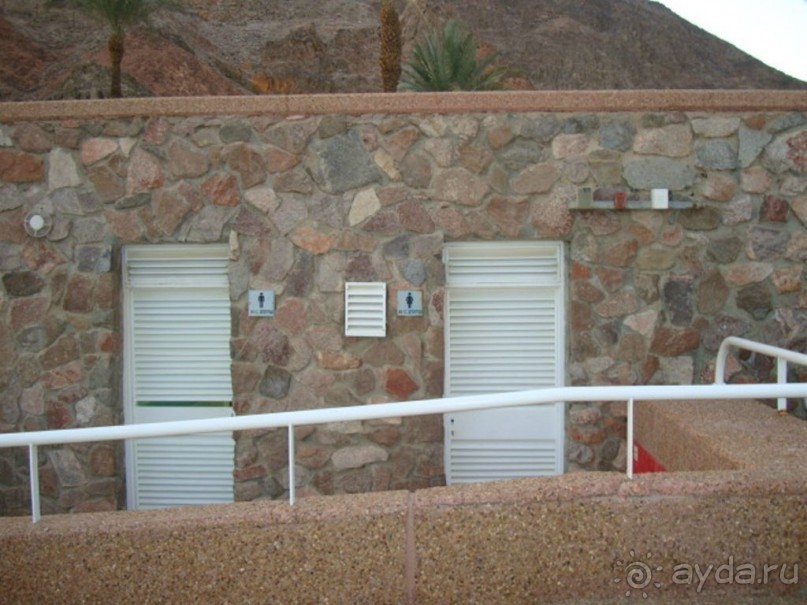 Пляж перед отелем PRINCESS (Эйлат, коралловый берег)