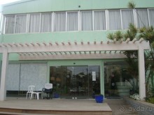 Достойный отель у самого моря