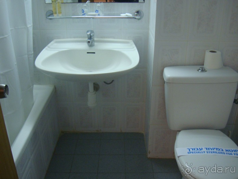 Достойный отель у самого моря