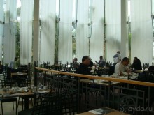 В ресторане