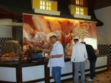 В ресторане