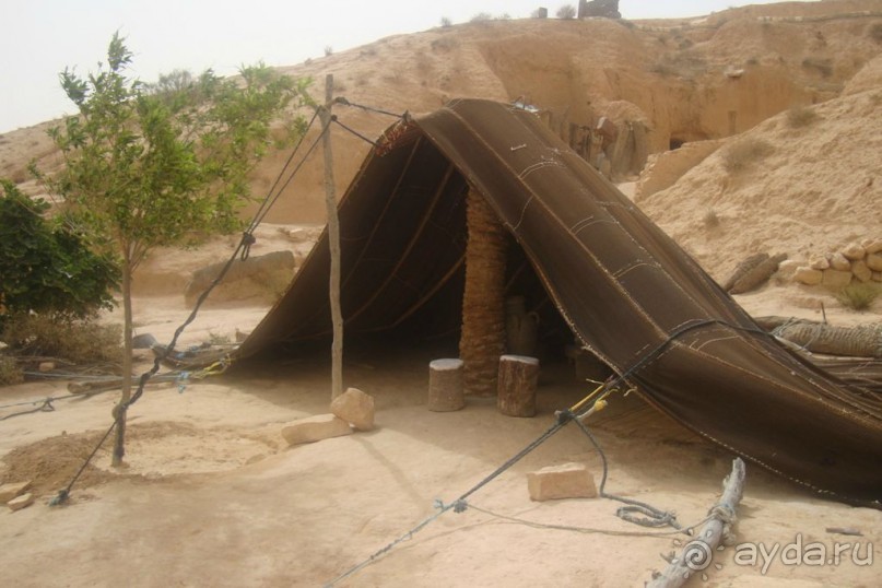 "Прихожая" в пещере троглодитов