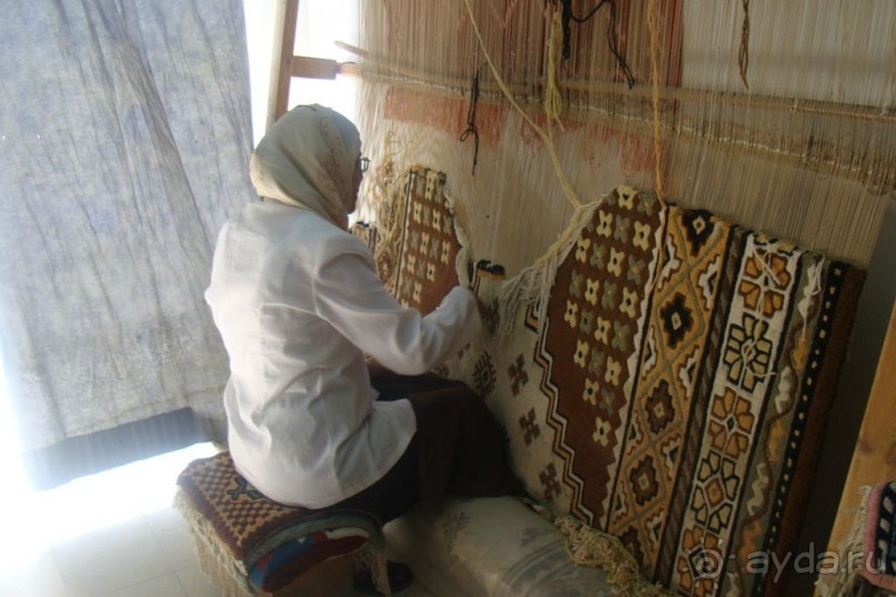 В магазине ковров