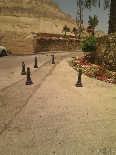 Isrotel Ganim расположен в центре курортной зоны