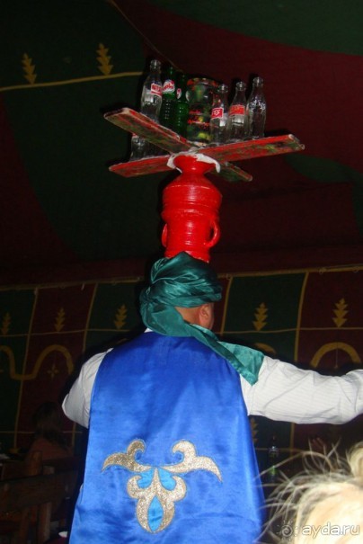 Фольклорное шоу Zin Bledi