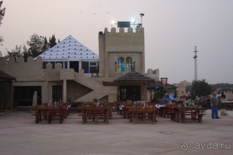 Фольклорное шоу Zin Bledi