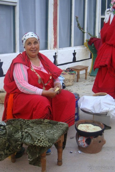 Фольклорное шоу Zin Bledi