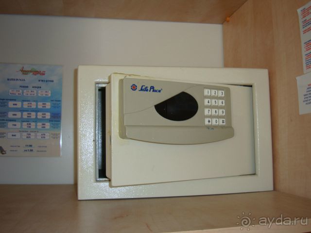 Номер POOL VIEW ROOM с кухней (3-х этажный корпус)