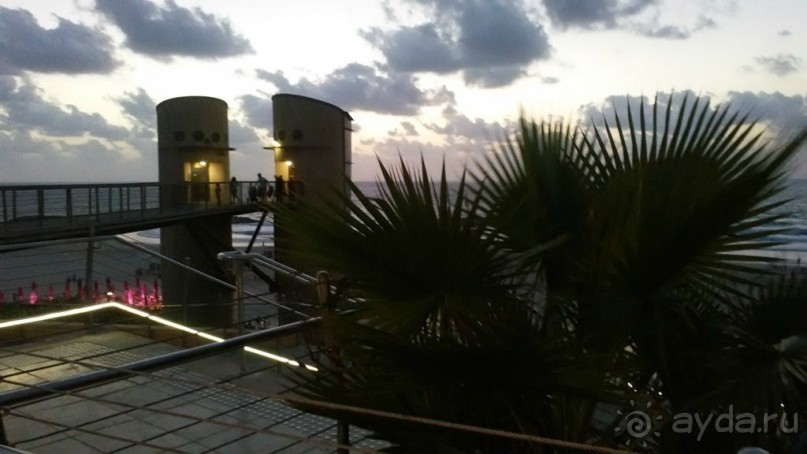 Пляж в Герцлии