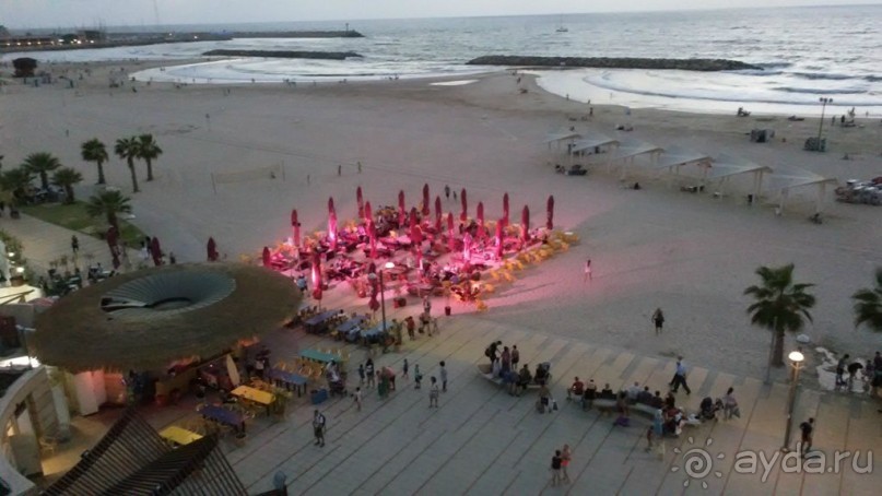 Пляж в Герцлии