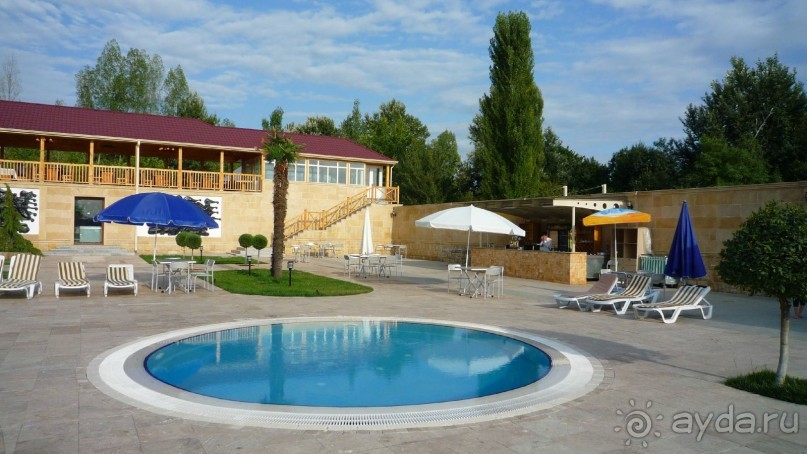 Габала. Отель"Кавказ-Семь красавиц" (Qafqaz-Yeddi Gozel Hotel 3*).