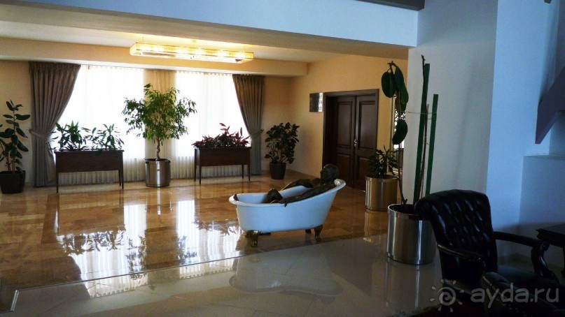 Азербайджан - Нафталан. Лечение, не имеющее  аналогов.