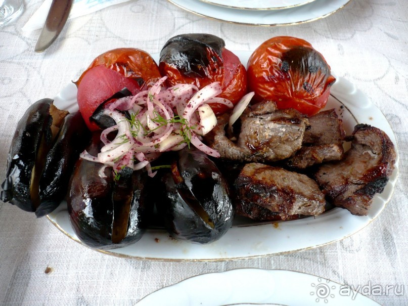 Отдых на бассейне базы отдыха "Хазар" в Габала, был сказочным!!!