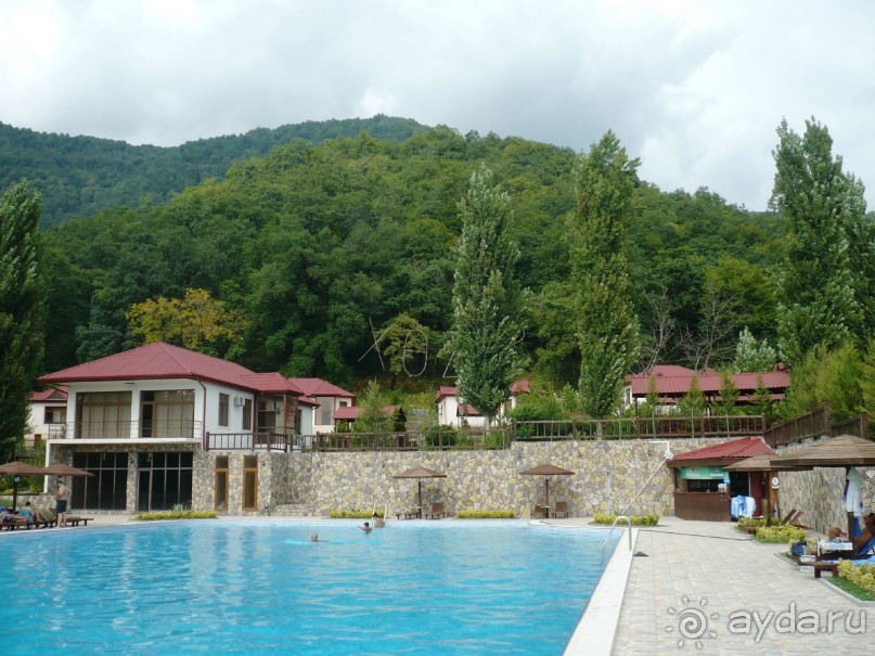 Отдых на бассейне базы отдыха "Хазар" в Габала, был сказочным!!!