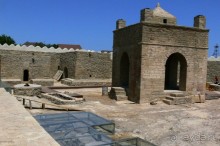 Храм огнепоклонников Атешгях. Суруханы. (30 км.от Баку)