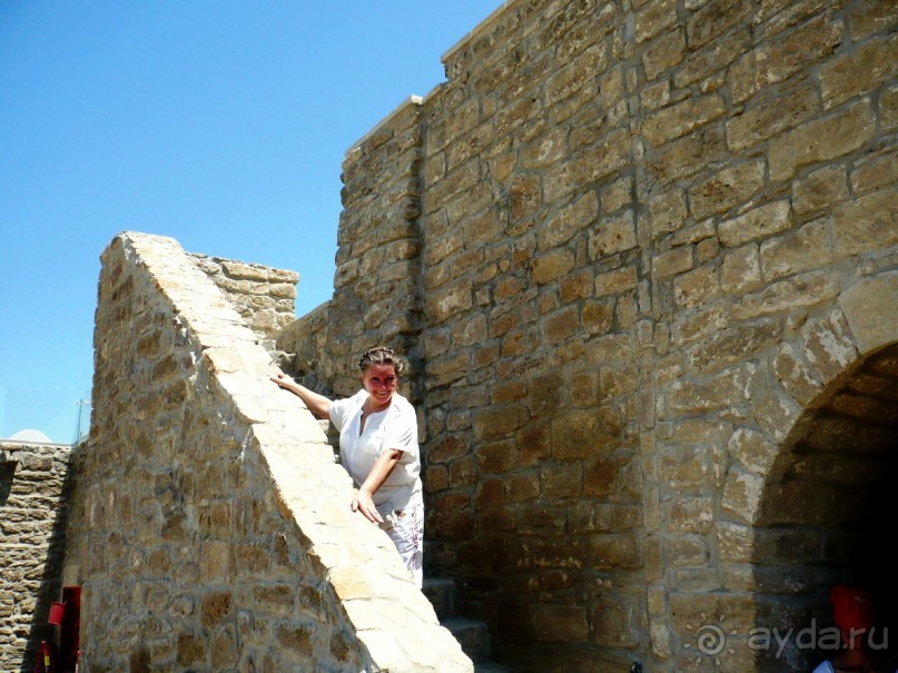 Храм огнепоклонников Атешгях. Суруханы. (30 км.от Баку)