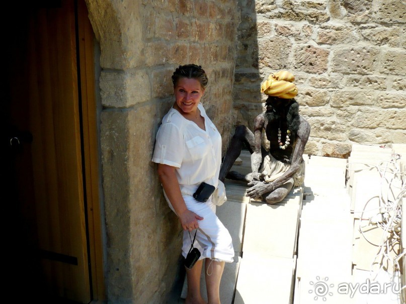 Храм огнепоклонников Атешгях. Суруханы. (30 км.от Баку)