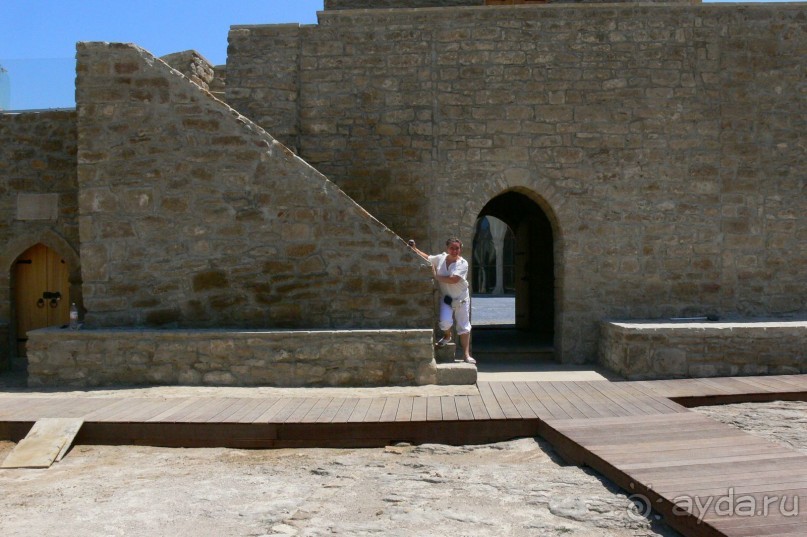 Храм огнепоклонников Атешгях. Суруханы. (30 км.от Баку)