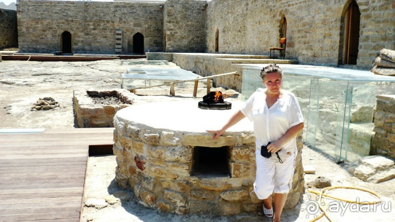 Храм огнепоклонников Атешгях. Суруханы. (30 км.от Баку)