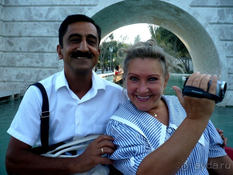 Бакинский бульвар и его стилизованная Венеция.