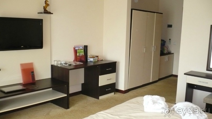  "Кавказ Сахил Отель" у Каспийского моря в Ленкорани. 