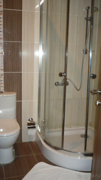  "Кавказ Сахил Отель" у Каспийского моря в Ленкорани. 