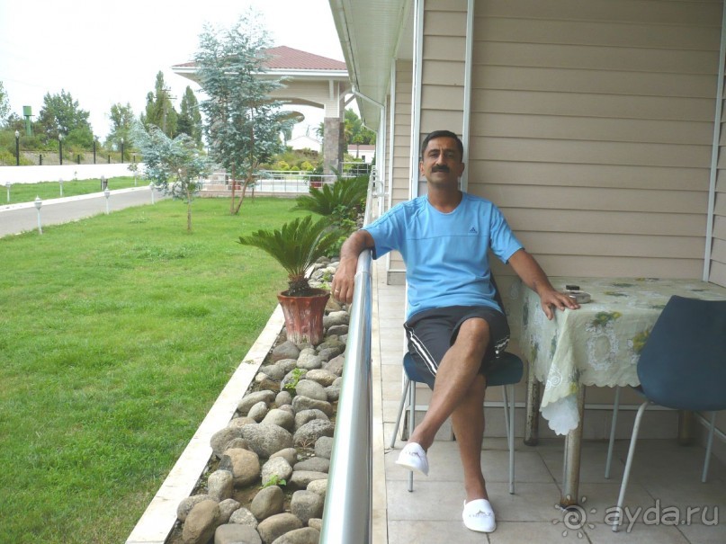  "Кавказ Сахил Отель" у Каспийского моря в Ленкорани. 