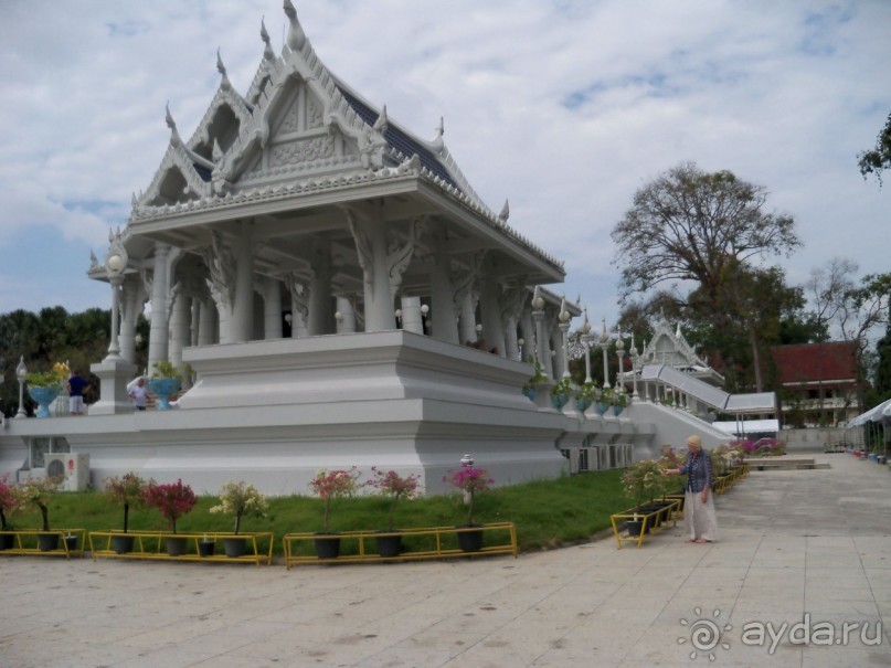 Скромный, но приличный отель с некоторыми особенностями
