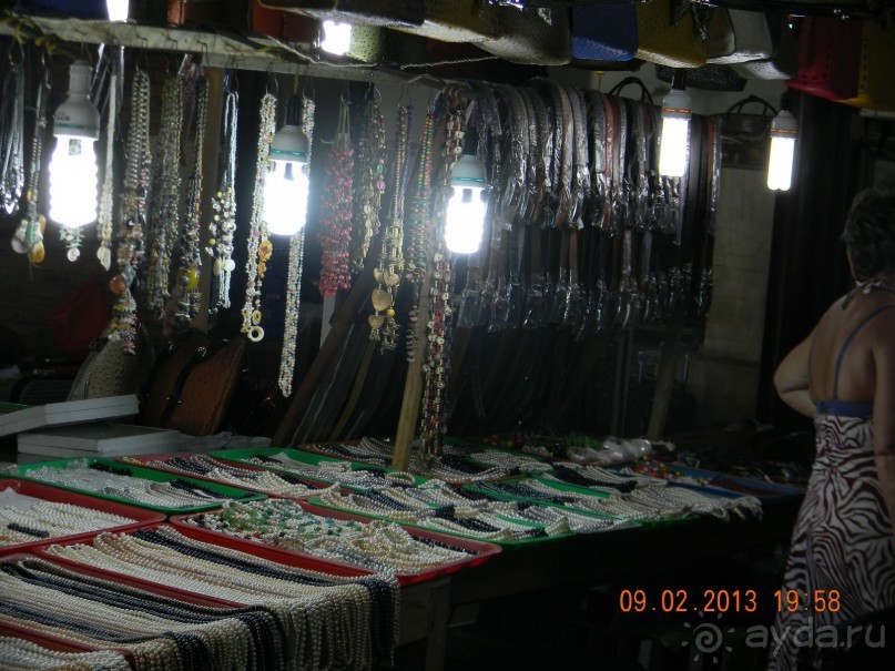 Уличные лотки с сомнительным жемчугом