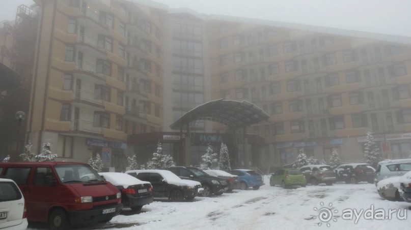 В Боровце без снега спас отель Флора