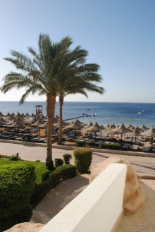 спуск к морю от моего номера 