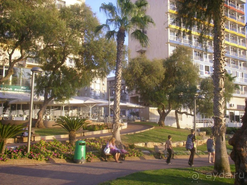 Спокойный прекрасный отдых.