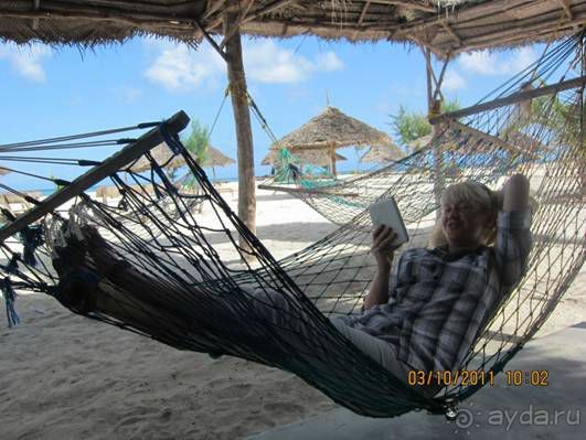 Альбом отзыва "ТАНЗАНИЯ. ЧЕРНОВИК БЕЛОГО ЧЕЛОВЕКА. Отзывы о поездке в Африку с турфимой Тайный Меридиан в 2011 году"