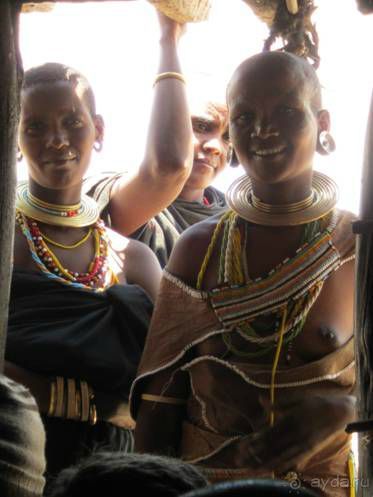 Альбом отзыва "ТАНЗАНИЯ. ЧЕРНОВИК БЕЛОГО ЧЕЛОВЕКА. Отзывы о поездке в Африку с турфимой Тайный Меридиан в 2011 году"