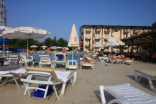 До четверки далеко