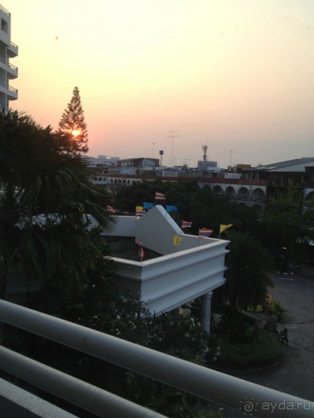 Отельчик так себе,пустовато