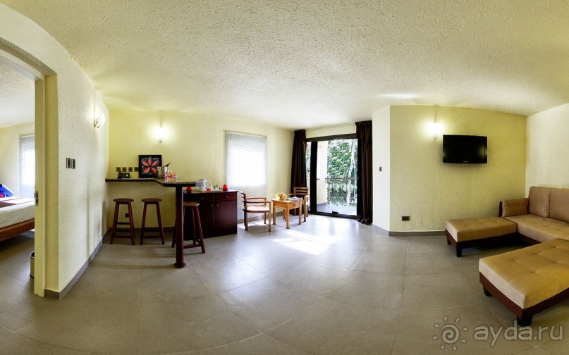 фото Coral Strand Hotel