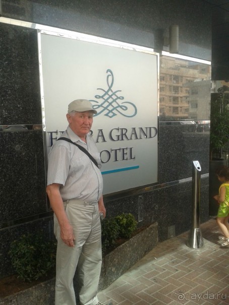 Хороший отель Flora Grand 4