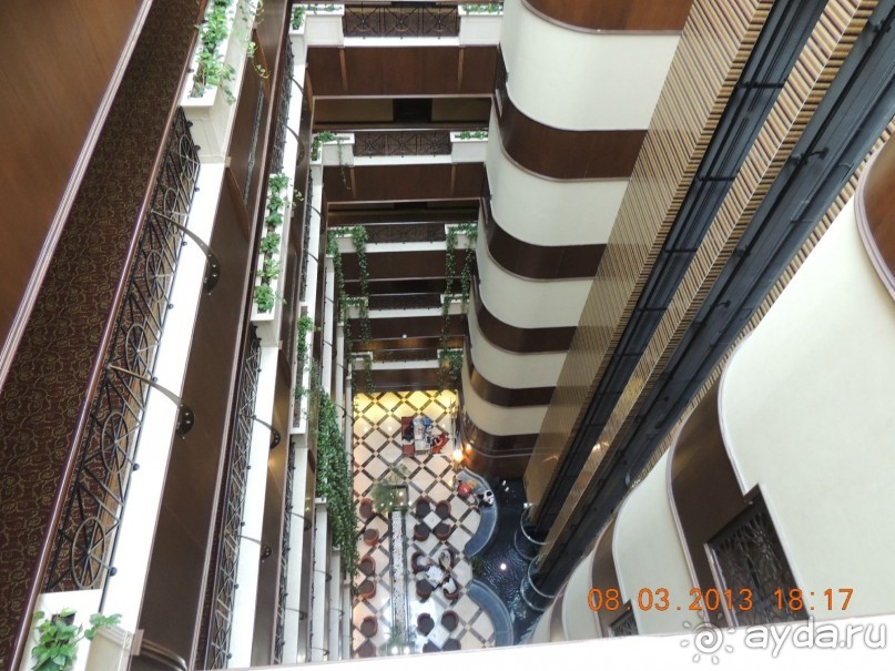 Хороший отель Flora Grand 4