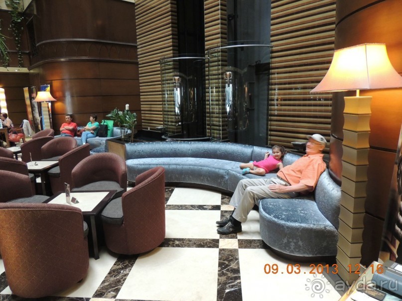 Хороший отель Flora Grand 4