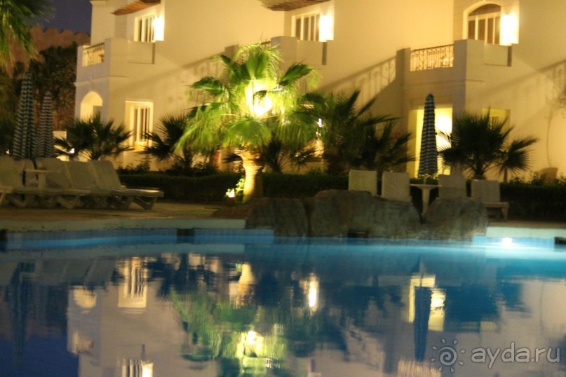 Отель с красивой территорией